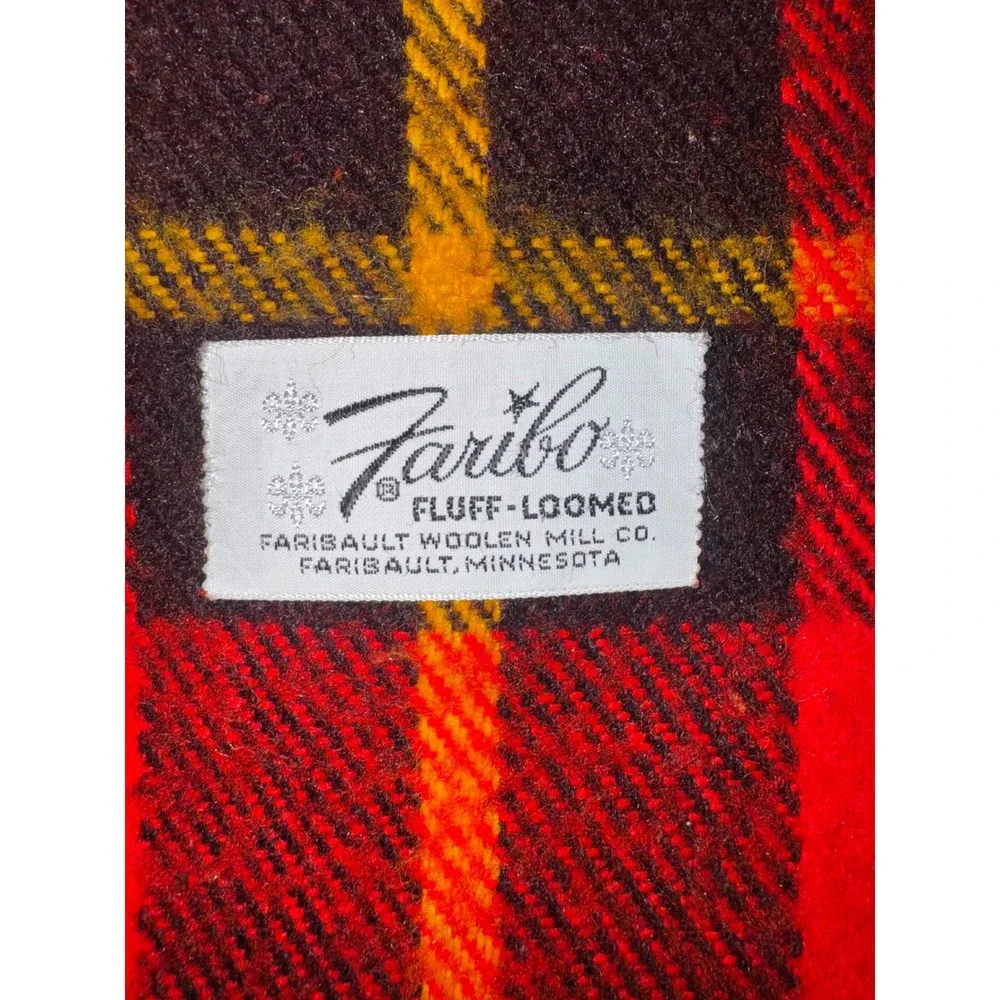 Faribo Vintage Red Black Tassel 100% Wool Stadium Throw Lap Blanket 51
